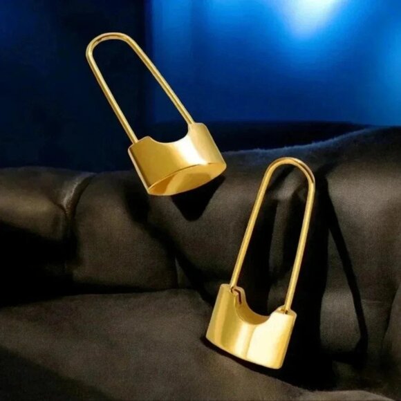 🆕️ Minimalist Padlock-Shaped Trendy 18K Gold Plated Stainless Steel Earrings 🔒 - Picture 8 of 11